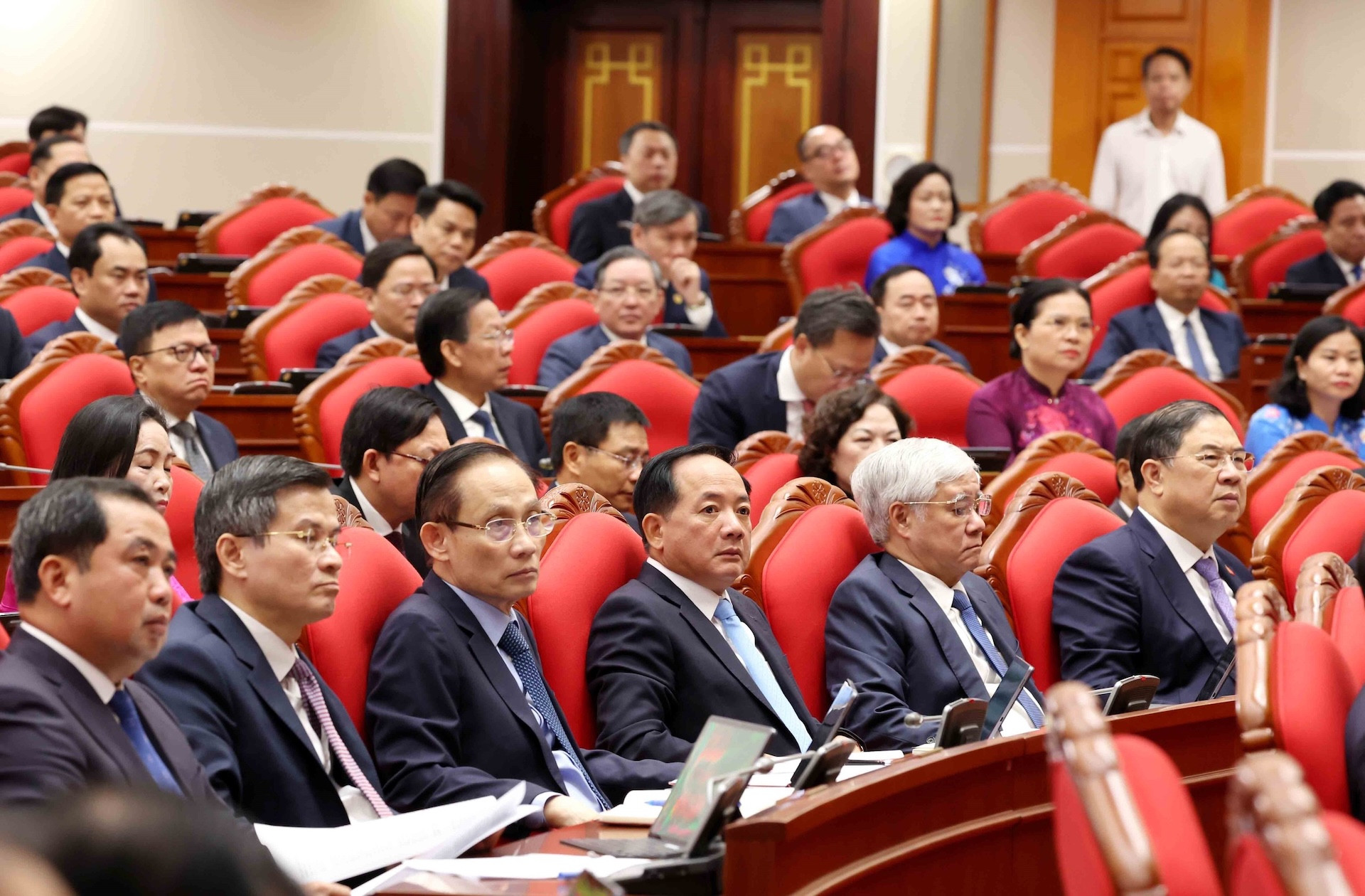 vnapotalkhaimachoinghilanthutubanchaphanhtrunguongdangkhoaxiv9066483 1791168779344659587721.jpg