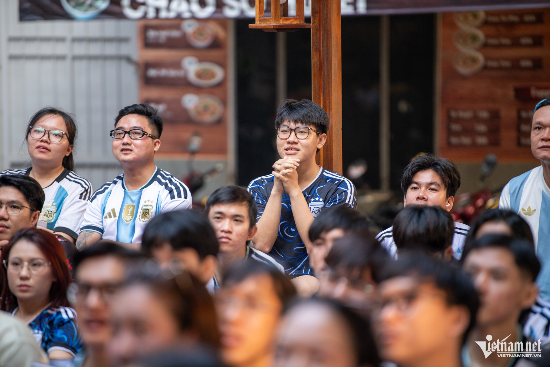 W-Fan messi tại TPHCM   Tuấn Hùng 31.jpg