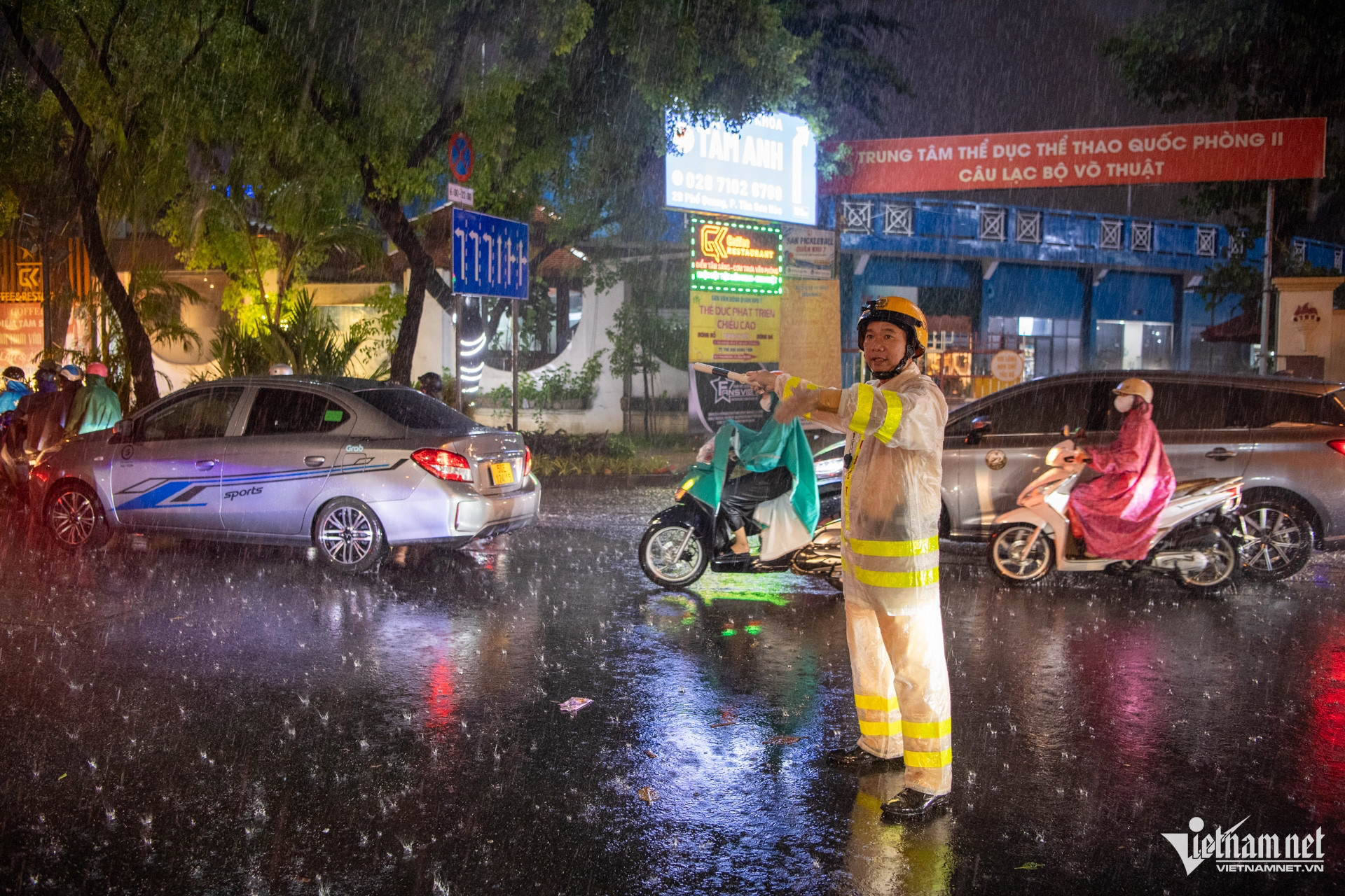 W-mưa to ngày 7 10 Tuấn Hùng 13.jpg