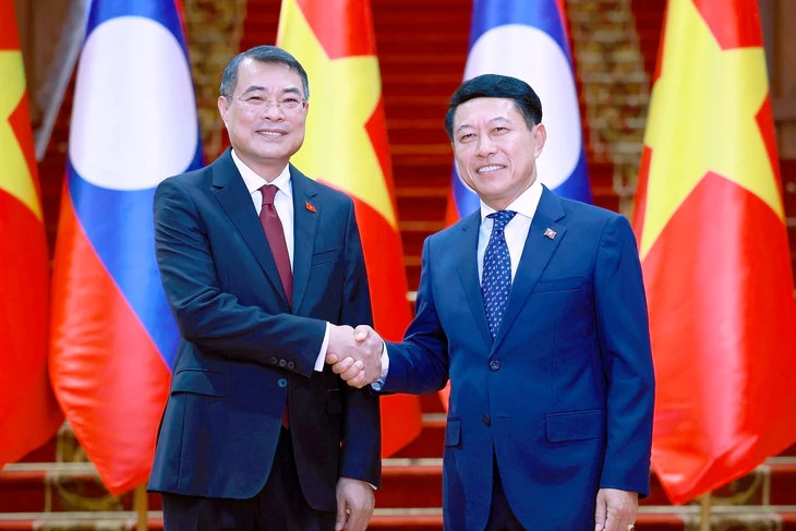 Việt Nam bàn giao hệ thống quản lý dân cư và căn cước công dân tại Lào