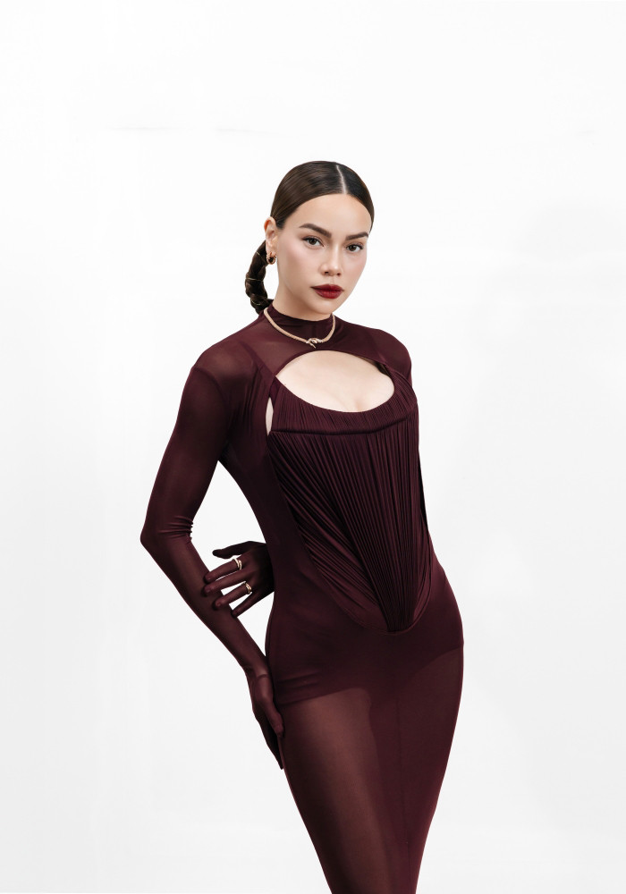 https://static-images.vnncdn.net/vps_images_publish/000001/000003/2026/10/9/batch-ho-ngoc-ha-3-748.jpg