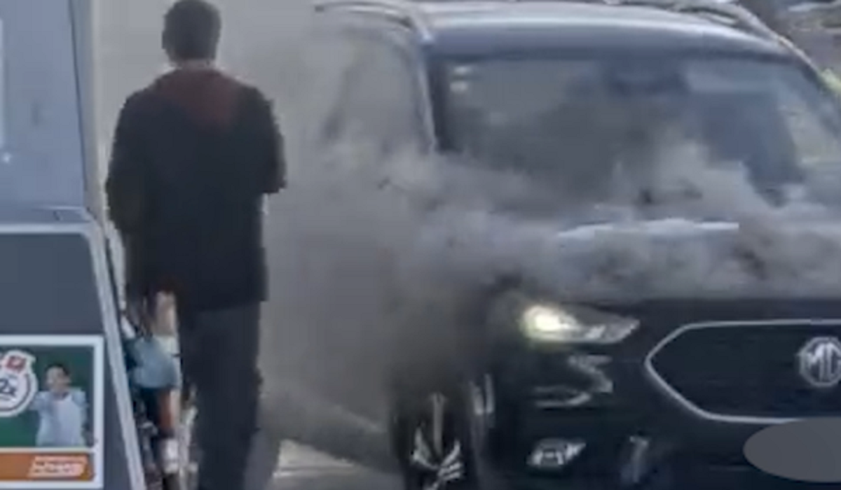 Car fire police1.png