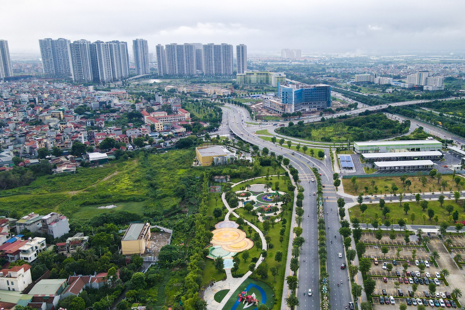 Đặt cọc 500 triệu mua đất hơn 10 tỷ, phát hiện dính quy hoạch vẫn không được hoàn tiền