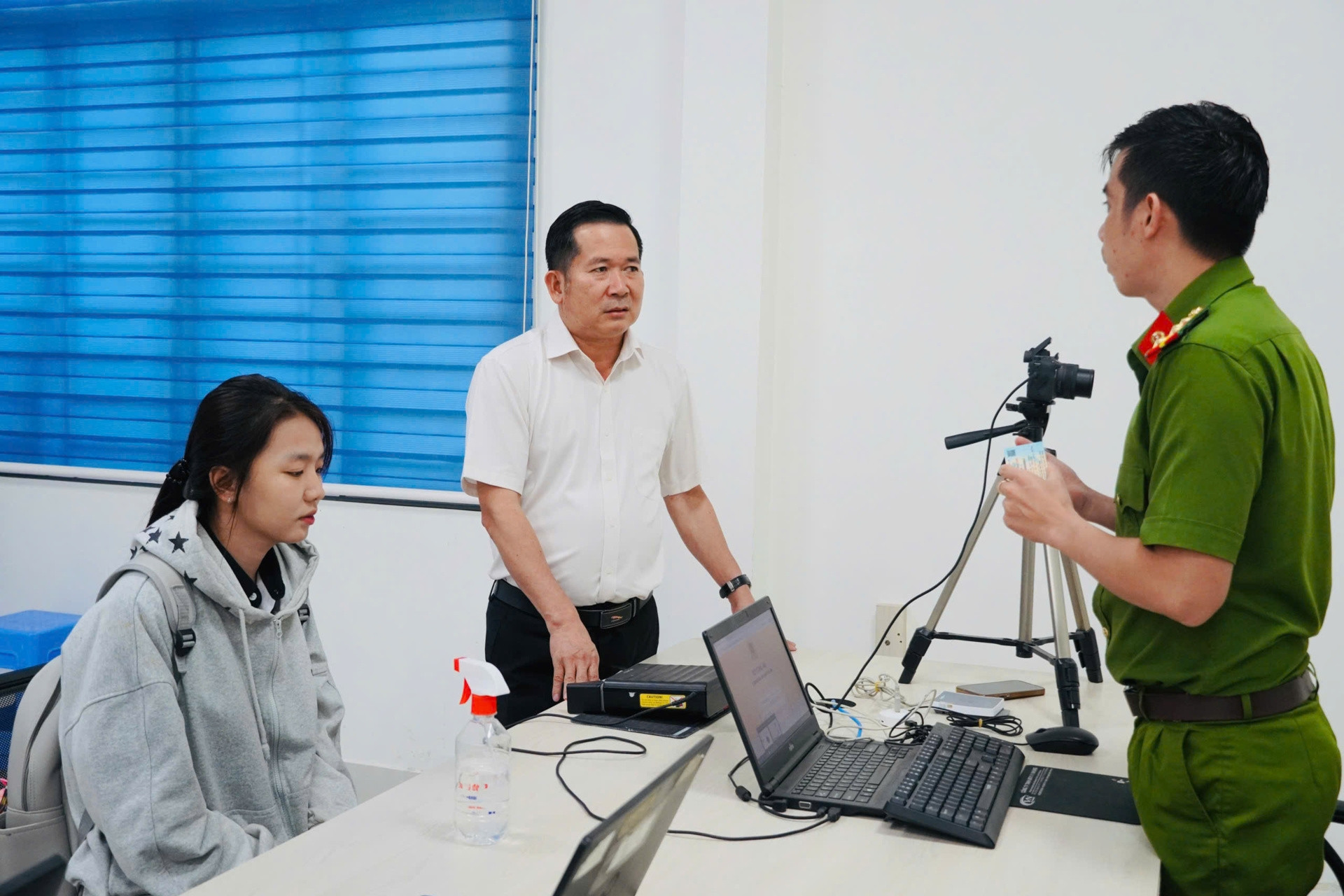 Ông Đinh Văn Nơi yêu cầu xử lý hơn 3.000 hồ sơ đất đai trễ hẹn ở Phú Quốc