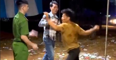 Bắt tạm giam đối tượng tấn công cán bộ công an xã ở Đồng Nai