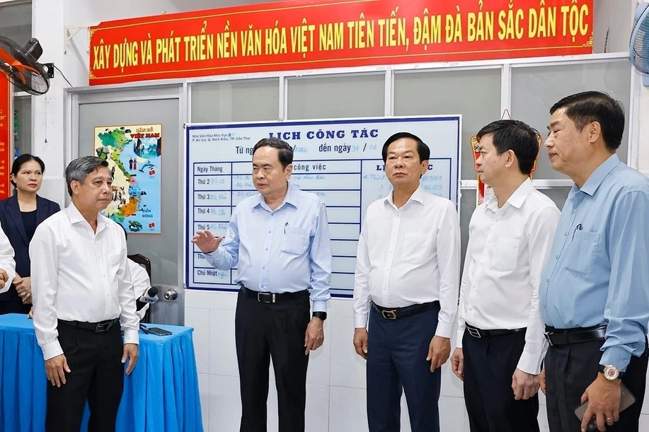 Chủ tịch Quốc hội: Cần Thơ đẩy mạnh chuyển đổi số trong tổ chức bầu cử