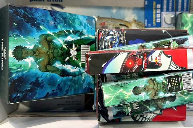 Hình ảnh ma túy 'núp bóng' thuốc lá điện tử, thảo mộc nhắm vào giới trẻ