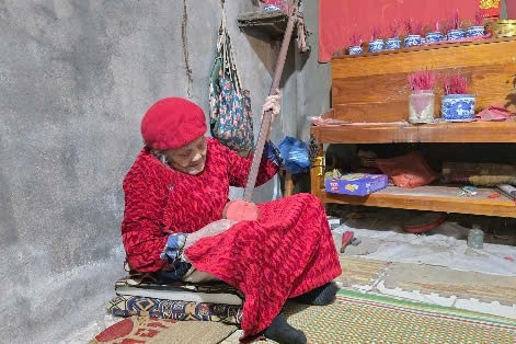 Người phụ nữ Tày dành cả đời giữ điệu Then cổ