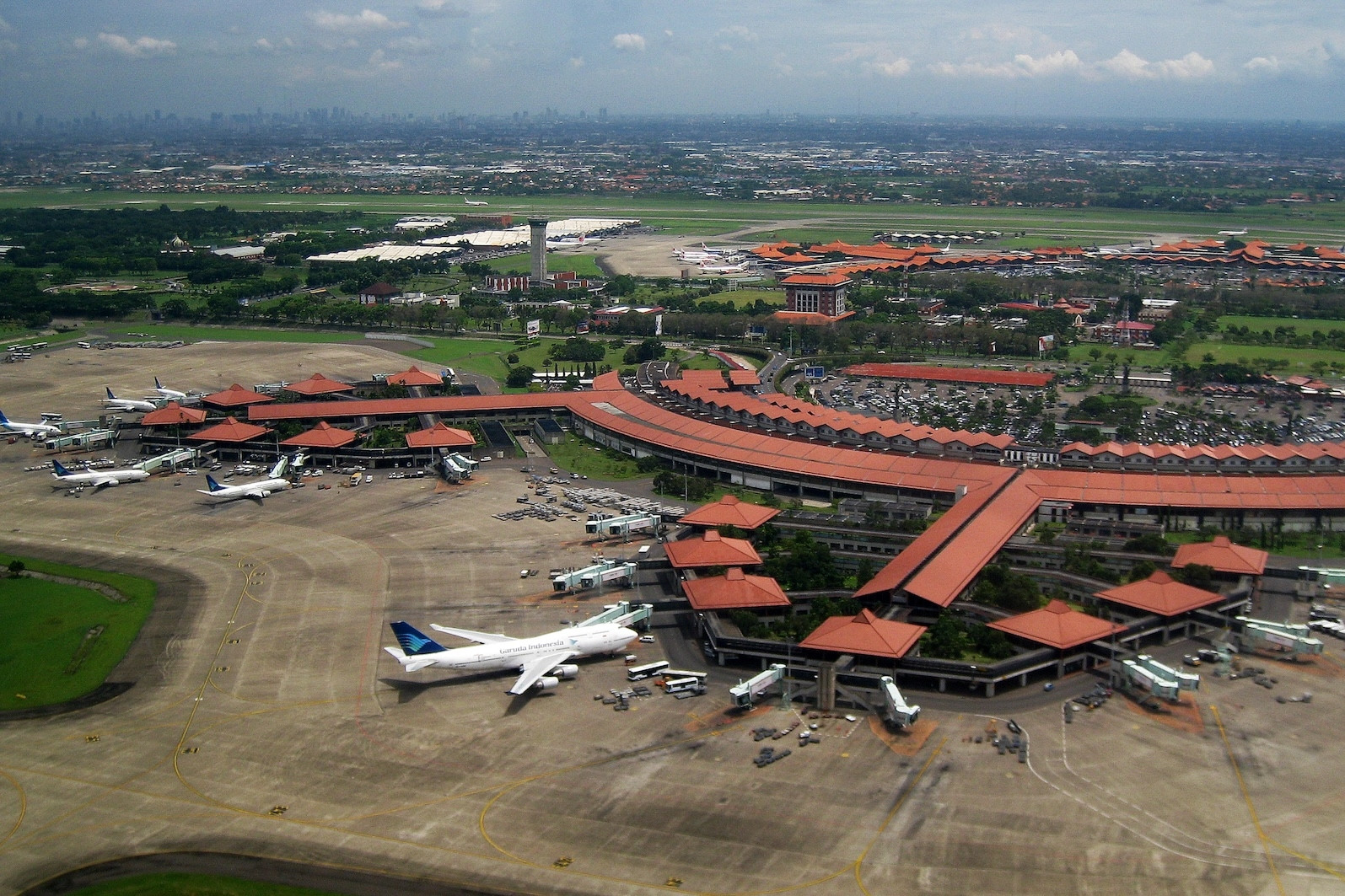 Nước nào nhiều sân bay nhất ở Đông Nam Á?