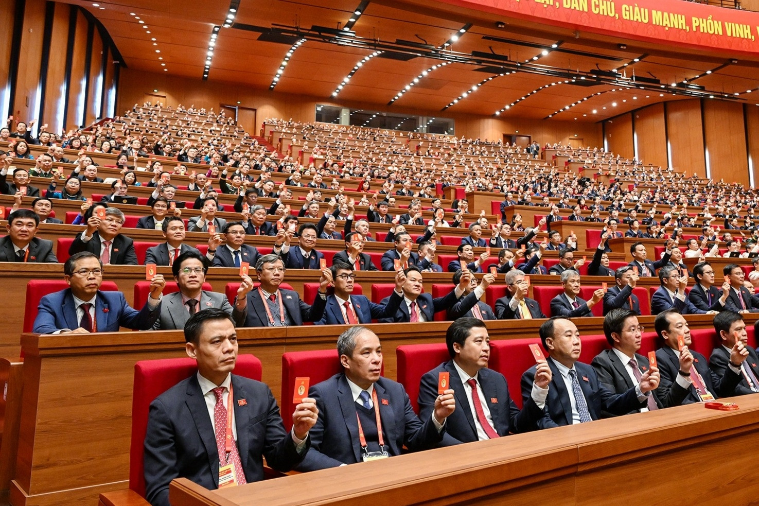 Quan điểm 'dân là gốc' nâng tầm cao mới trong Nghị quyết Đại hội 14 của Đảng