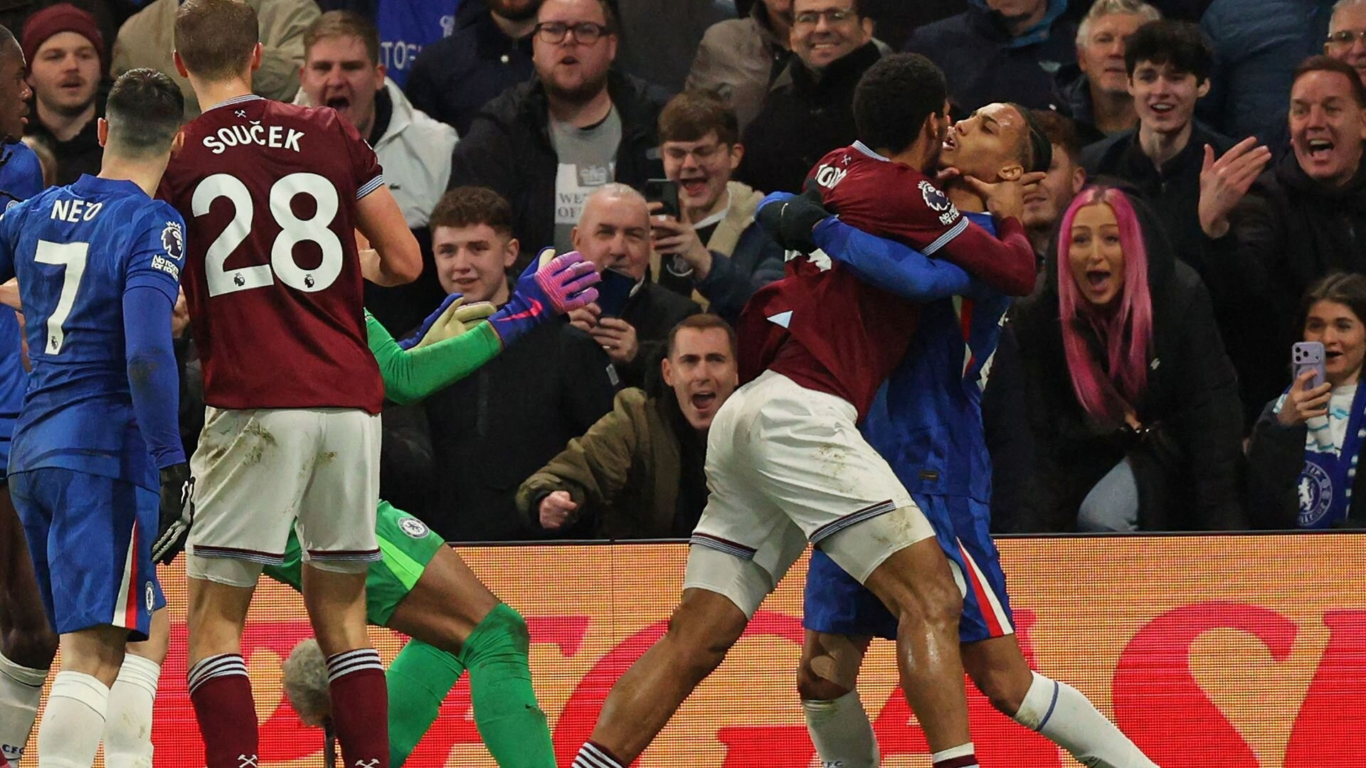 resources_premierleague_pulselive_com 2259273830.jpg