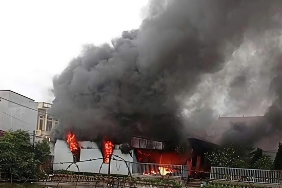 Bản tin chiều 10/2: Lửa bao trùm nhà tình thương ở Bắc Ninh