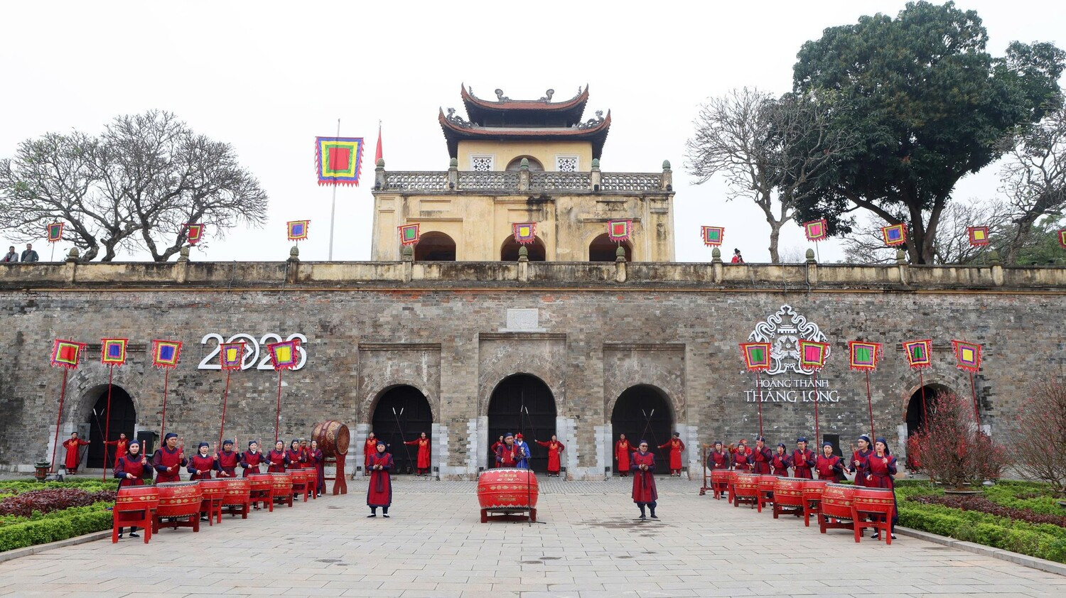 gen h z7520910096726_5aeb679c665a401411199a30882f07c2.jpg