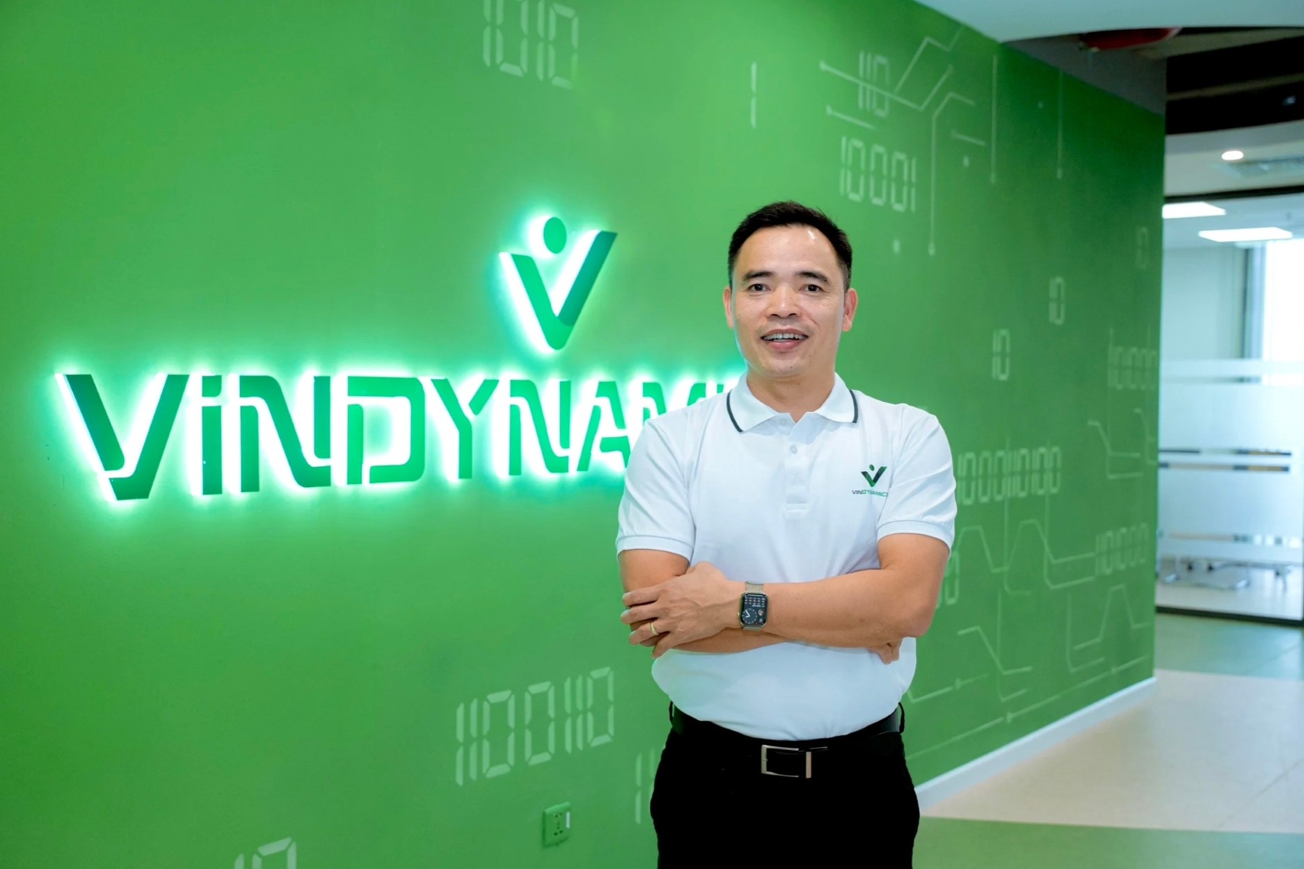 Giáo sư Mỹ, chuyên gia hội tụ tại VinDynamics: Giấc mơ robot cho mọi người