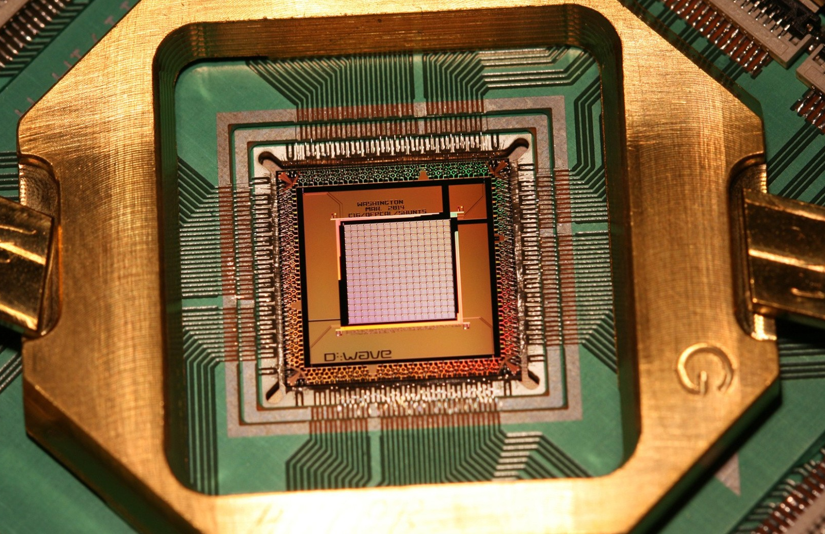 Khởi động cuộc thi tính toán lượng tử đầu tiên tại Việt Nam