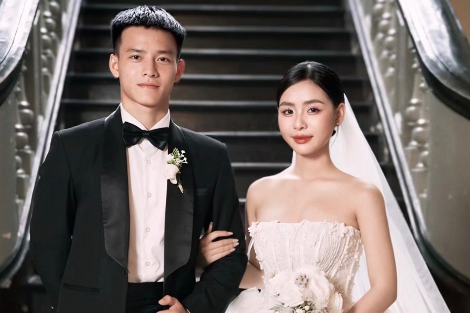 Nửa kia xinh đẹp của các cầu thủ U23 Việt Nam