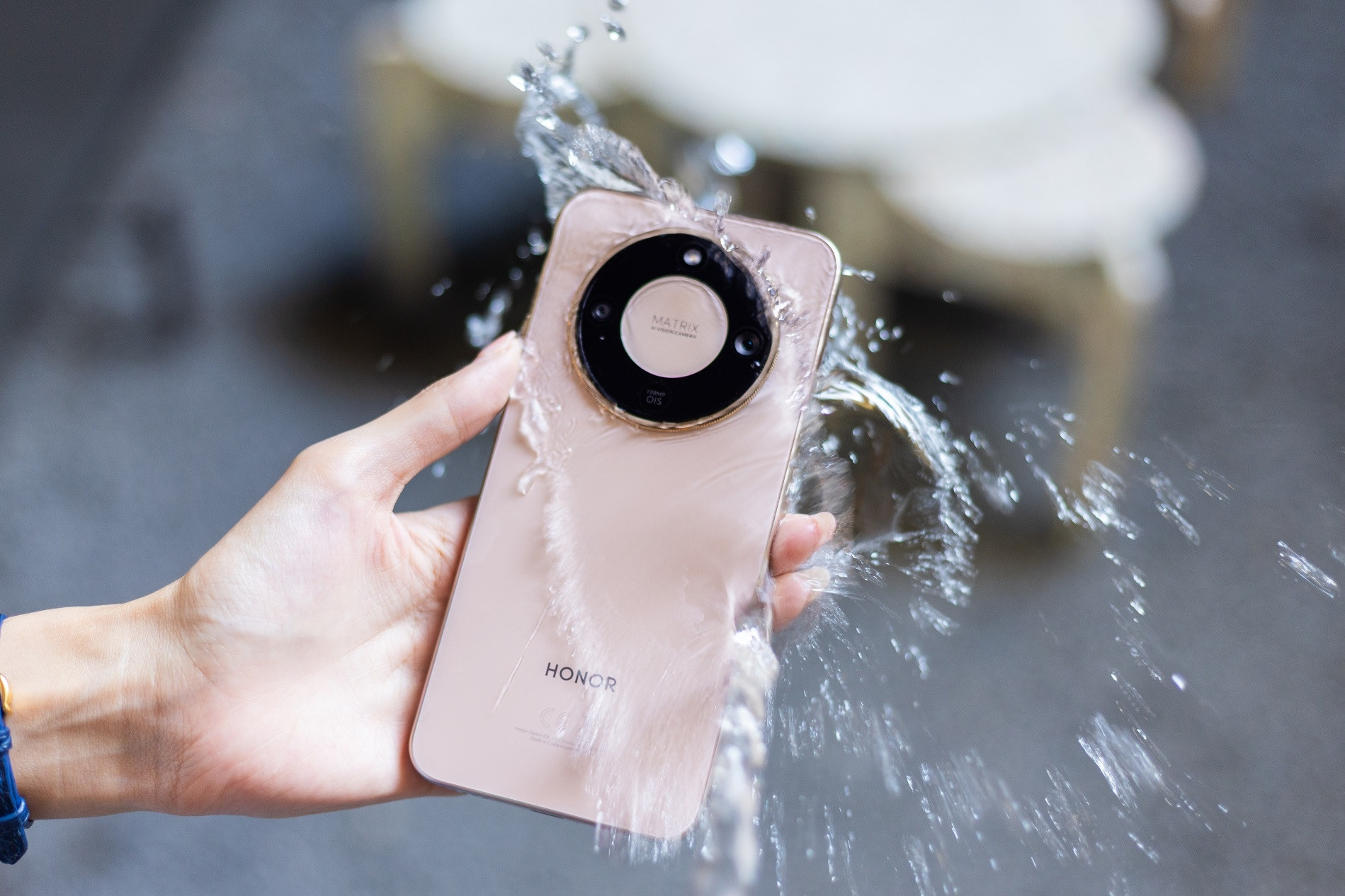 Thị trường smartphone 2025: Apple dẫn đầu, Honor và các hãng ngách tăng tốc