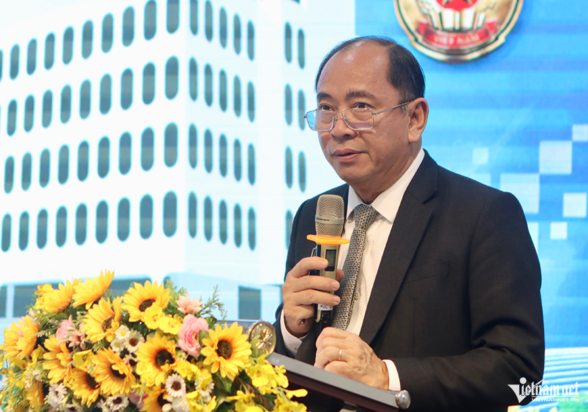 W-Giám đốc Sở Y tế TPHCM.png