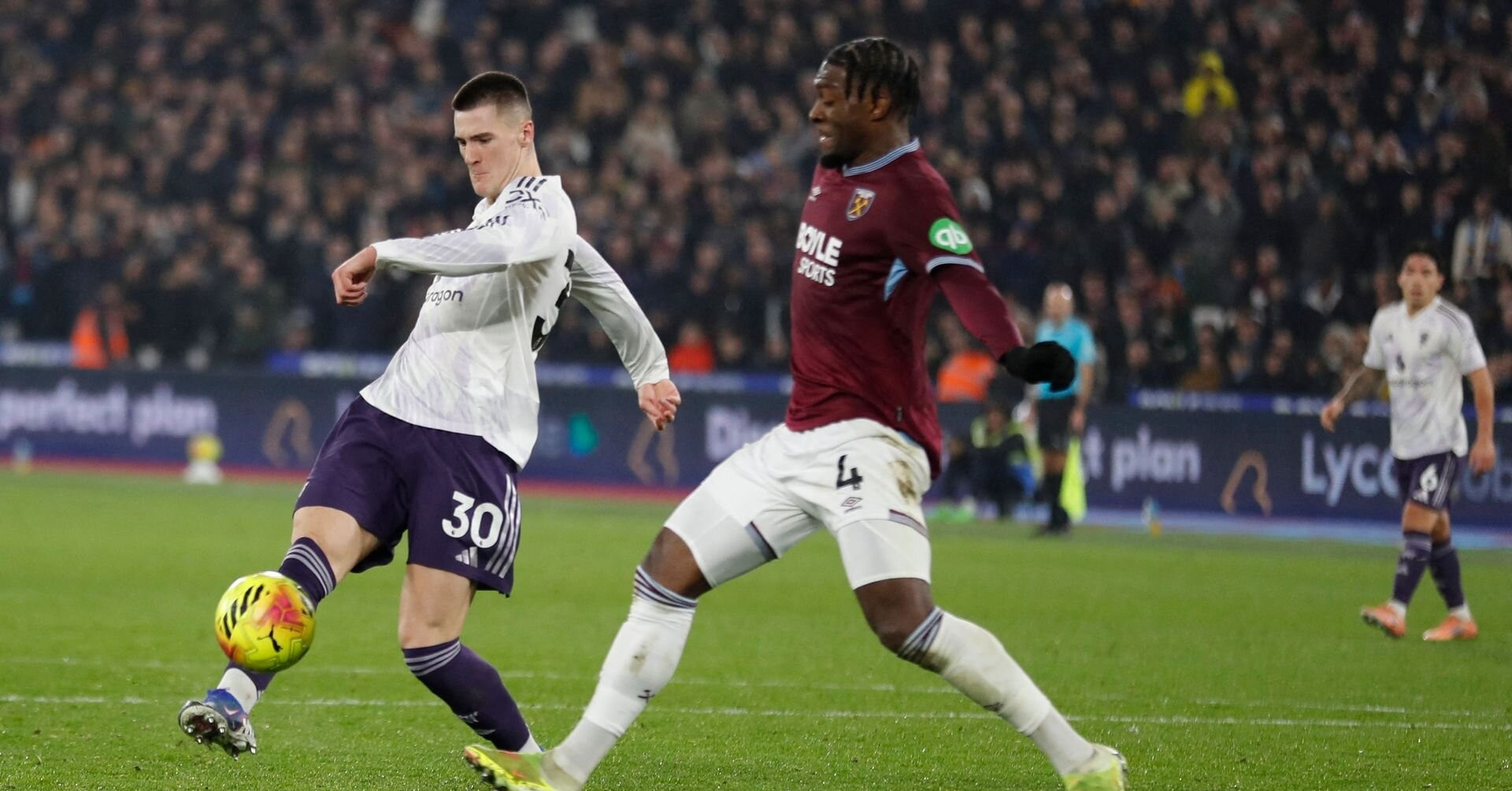 Kết quả bóng đá hôm nay 11/2: Đình Bắc giúp CAHN thắng to