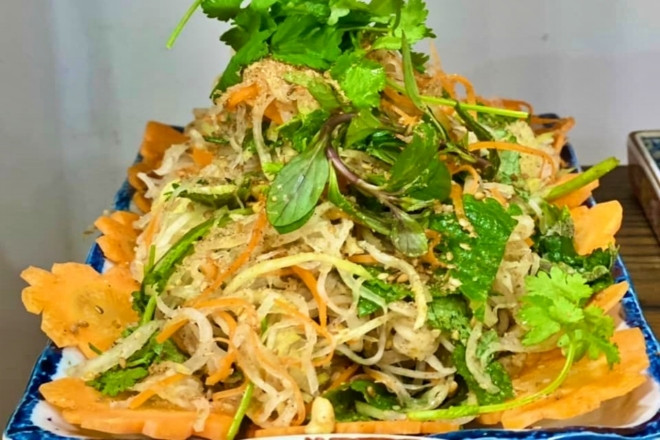 Cách làm nộm su hào cà rốt chua ngọt giải ngấy