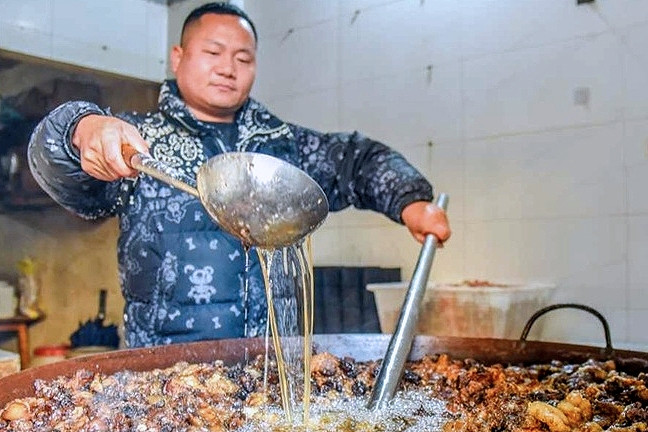 Cậu bé mồ côi thành ông chủ chuỗi nhà hàng có doanh thu 'khủng'