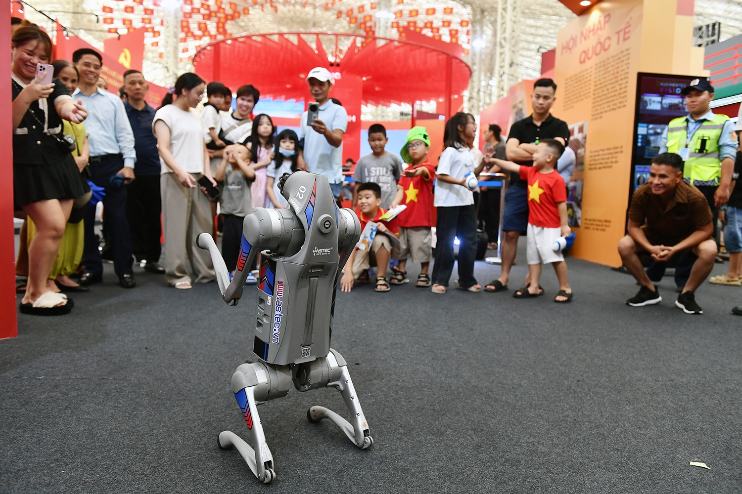 Con đường tăng trưởng không giới hạn