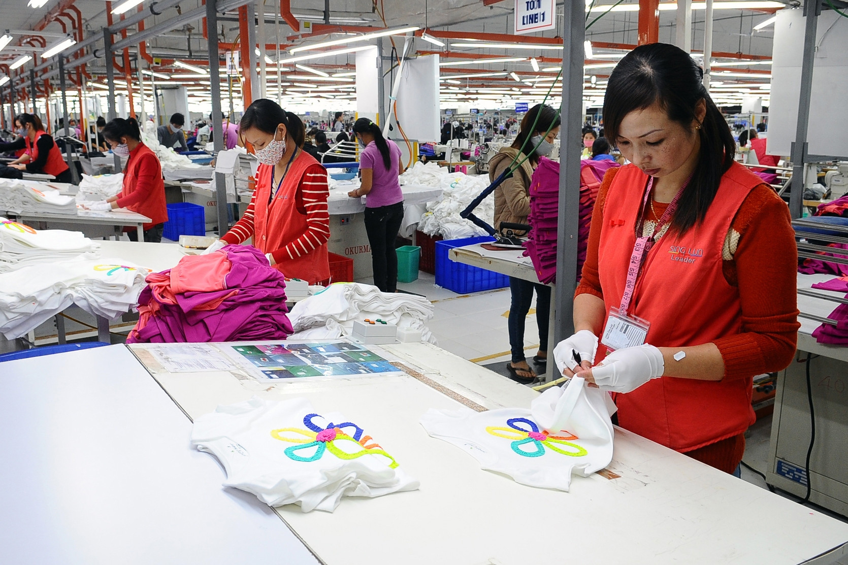 Điểm tựa kiến tạo thể chế