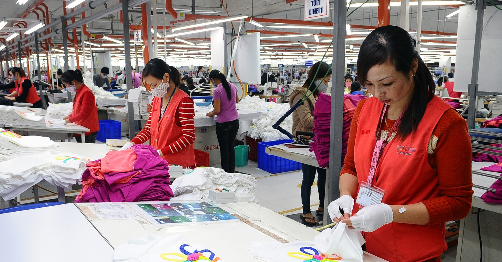 Điểm Tựa Kiến Tạo Thể Chế: Nền Tảng Cho Phát Triển Bền Vững