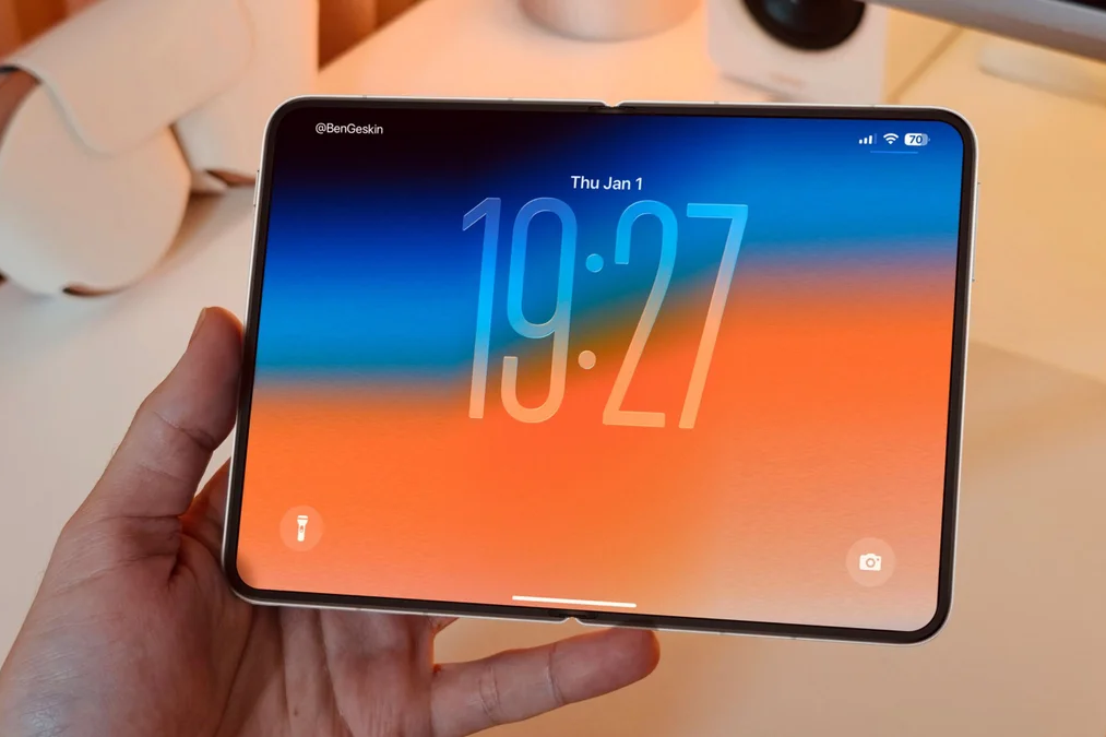 iPhone gập đang truyền cảm hứng cho các hãng smartphone lớn khác?