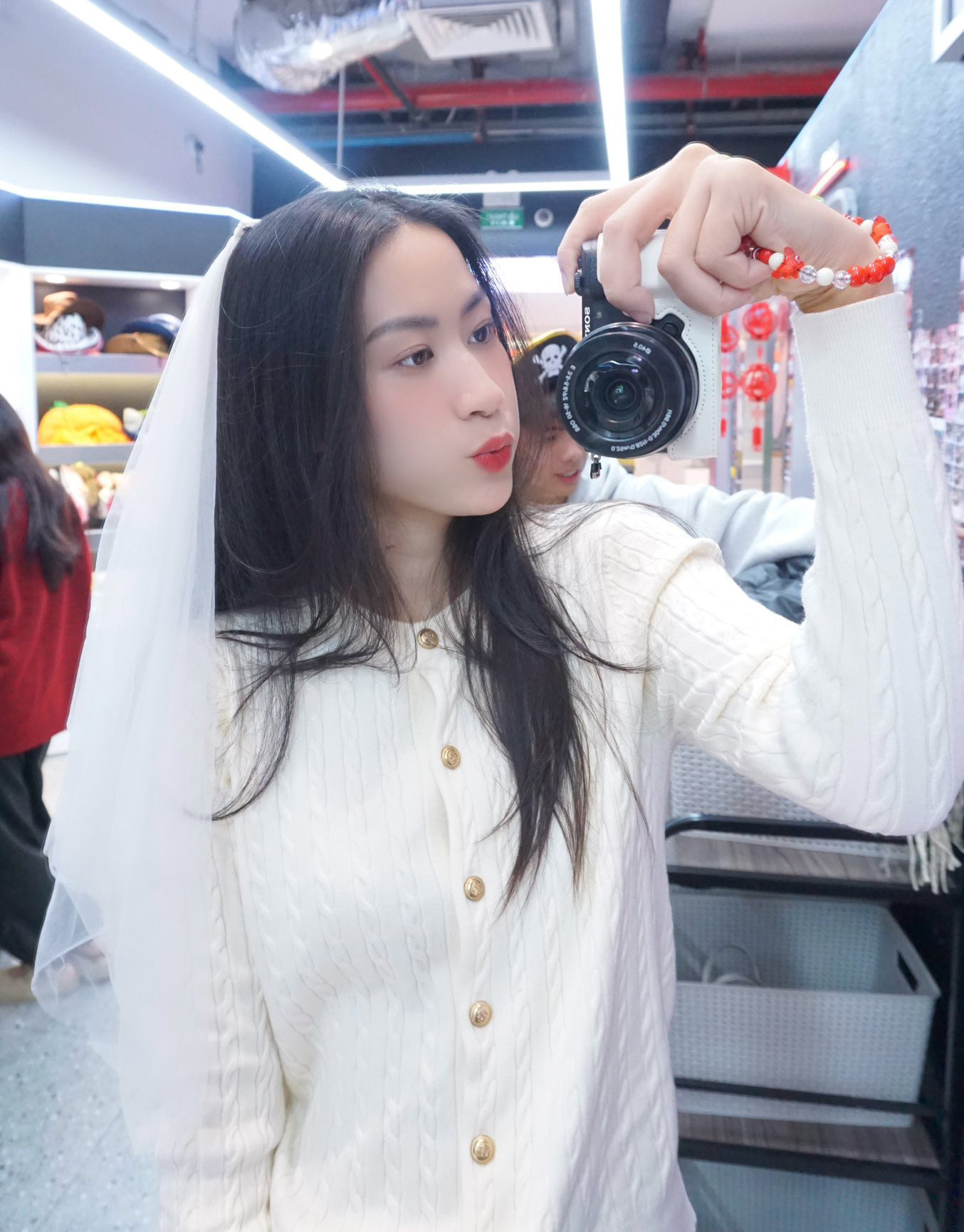 Hoa khôi bóng chuyền Kiều Trinh đón sinh nhật bên người thương kieu trinh 7.jpg