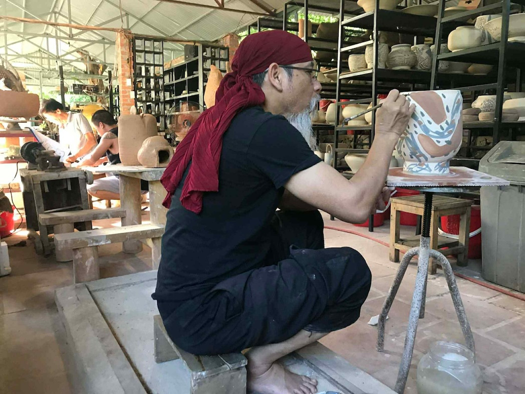 Nhà nghiên cứu văn hóa Phan Cẩm Thượng 3.jpg