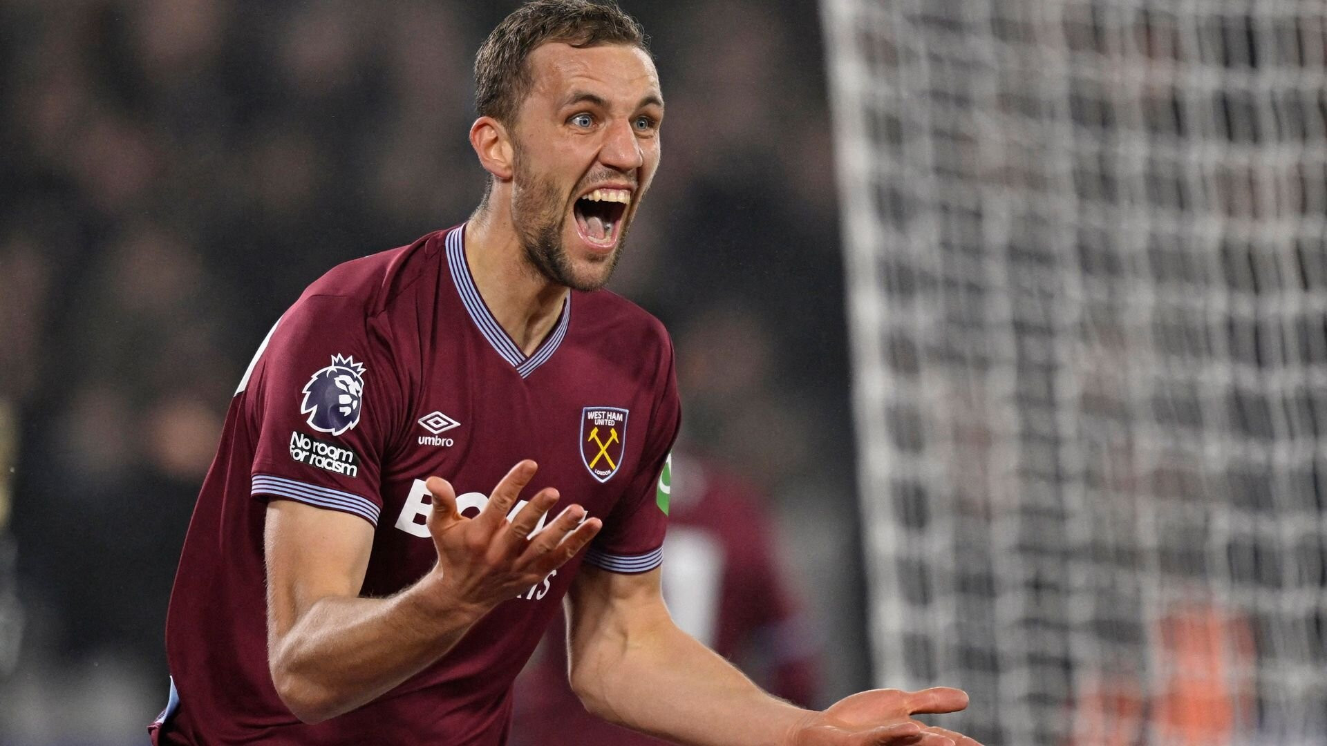 Tomas Soucek mở tỷ số cho West Ham