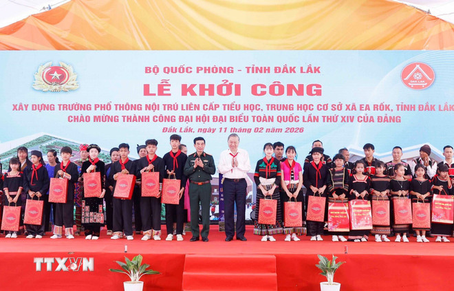 ttxvn-tong-bi-thu-du-khoi-cong-truong-ptnt-lien-cap-tieu-hoc-thcs-xa-ea-rok-dak-lak-1102-8.jpg