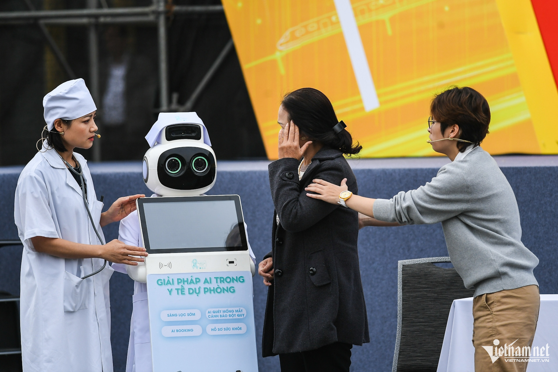 w cong nghe 8jpg 3255.jpg