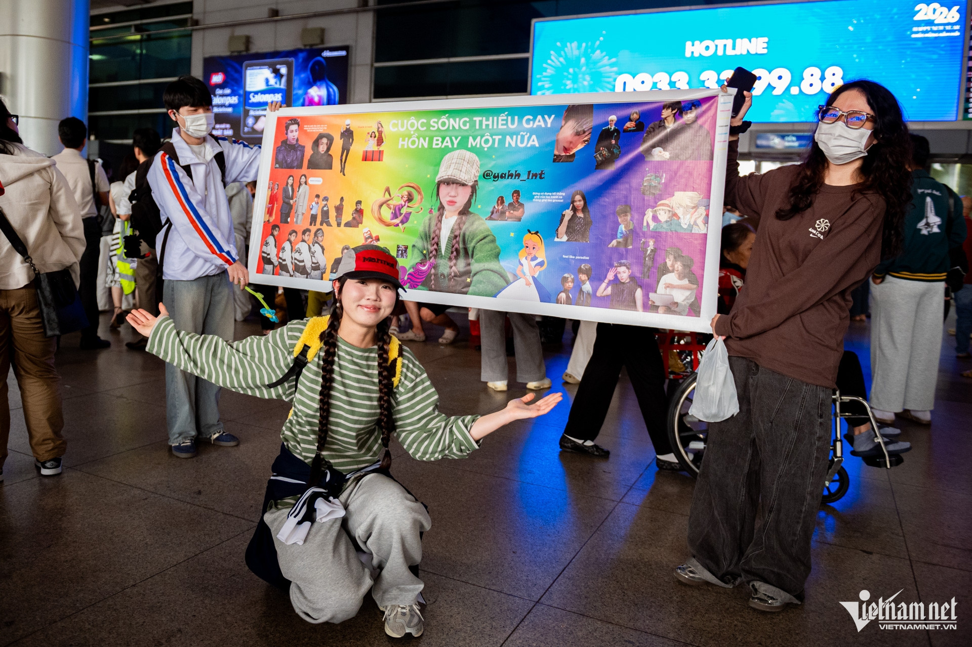 W-sân bay Tân Sơn Nhất Nguyễn Huế 10.jpg