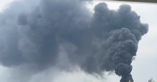 Bản tin cuối ngày 11/2: Cháy lớn tại kho phế liệu, khói đen bốc cao cuồn cuộn