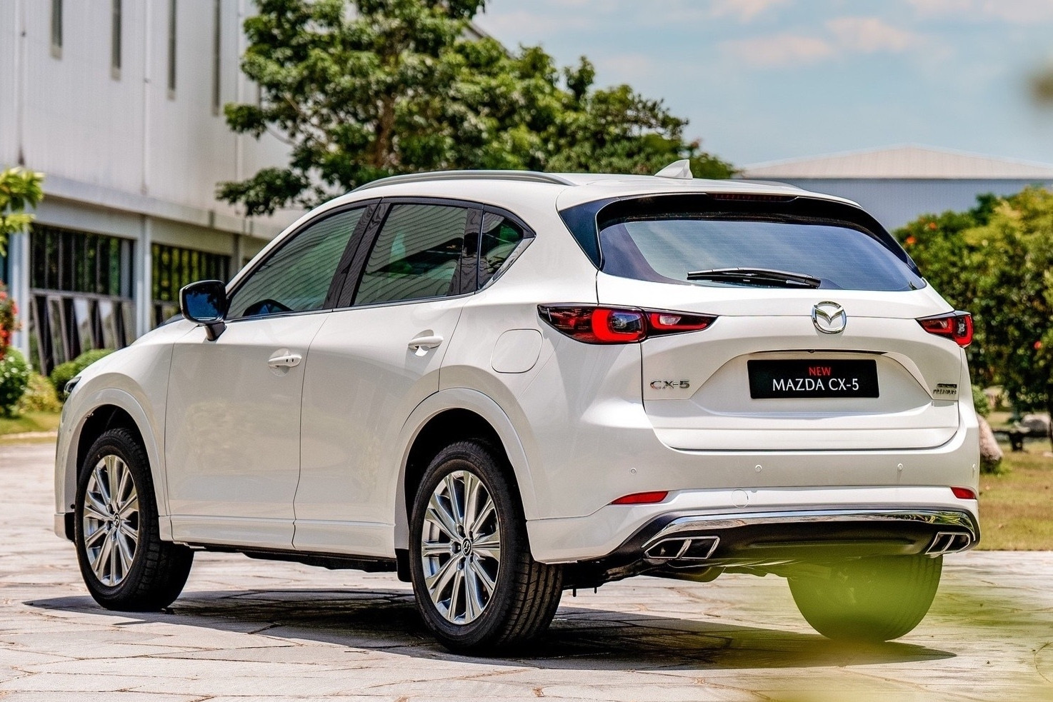 Top 10 xe xăng dầu bán chạy tháng 1/2026: Mazda CX-5 vươn lên số 1