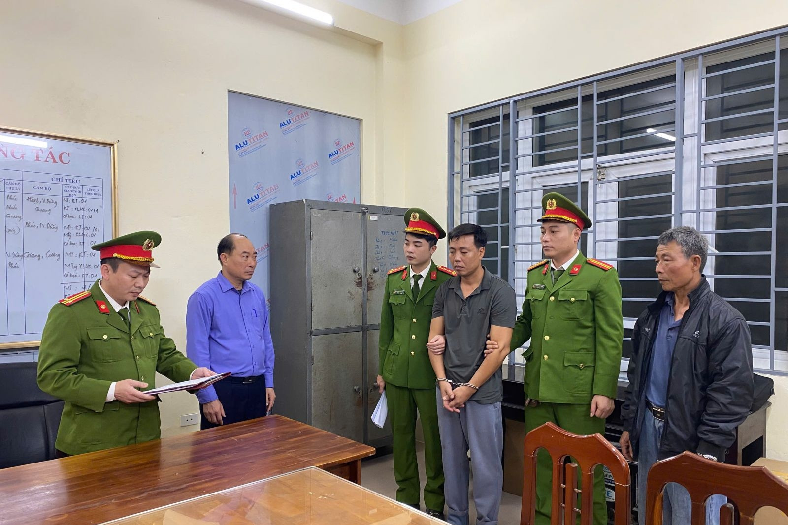 Công an Ninh Bình bắt đối tượng truy nã lừa đảo hơn 65 tỷ đồng