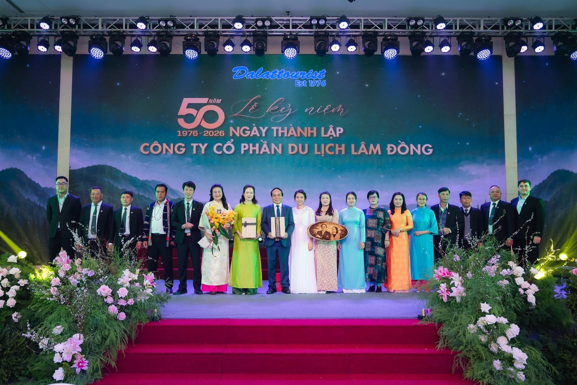 Dalattourist khai xuân rạng rỡ, viết tiếp câu chuyện 50 năm giữa ngàn thông