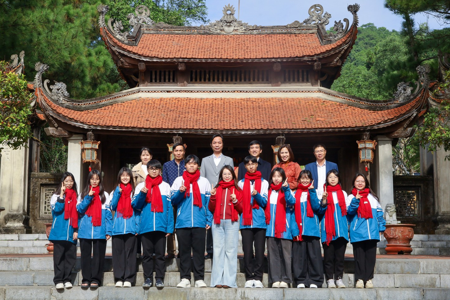 Đội tuyển HSG QG môn Địa lí THPT chuyên Nguyễn Trãi năm học 2025 2026.jpg