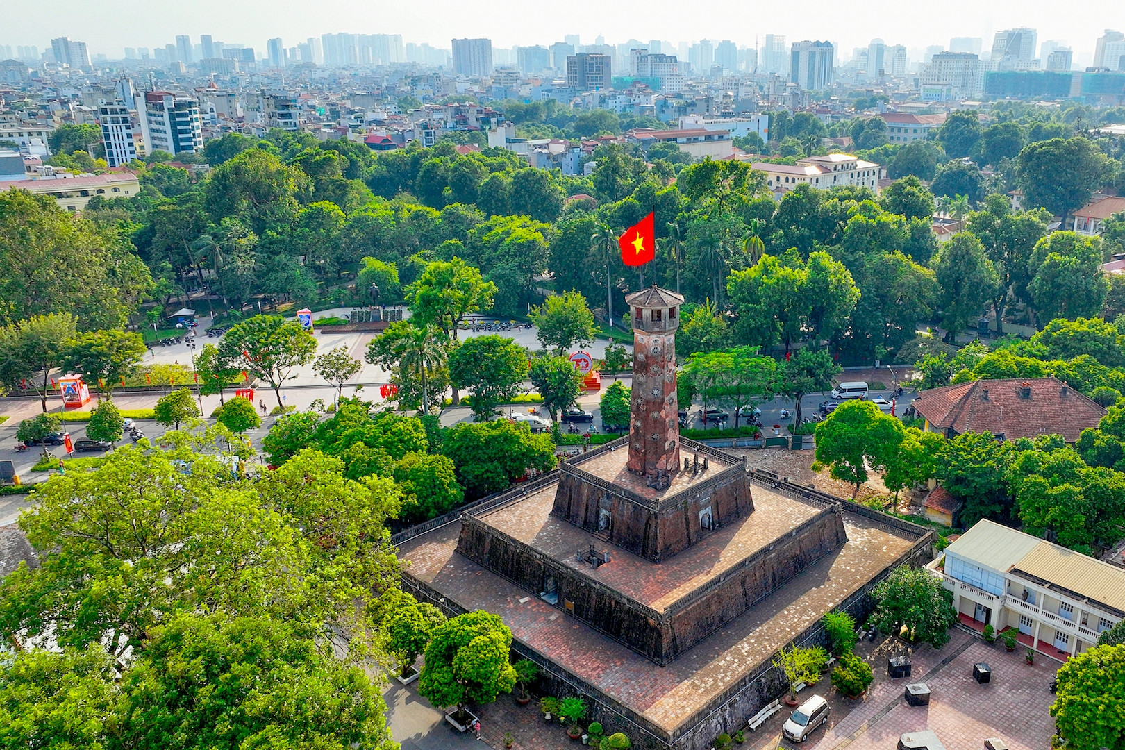 Ngọn đuốc soi đường 40 năm đổi mới