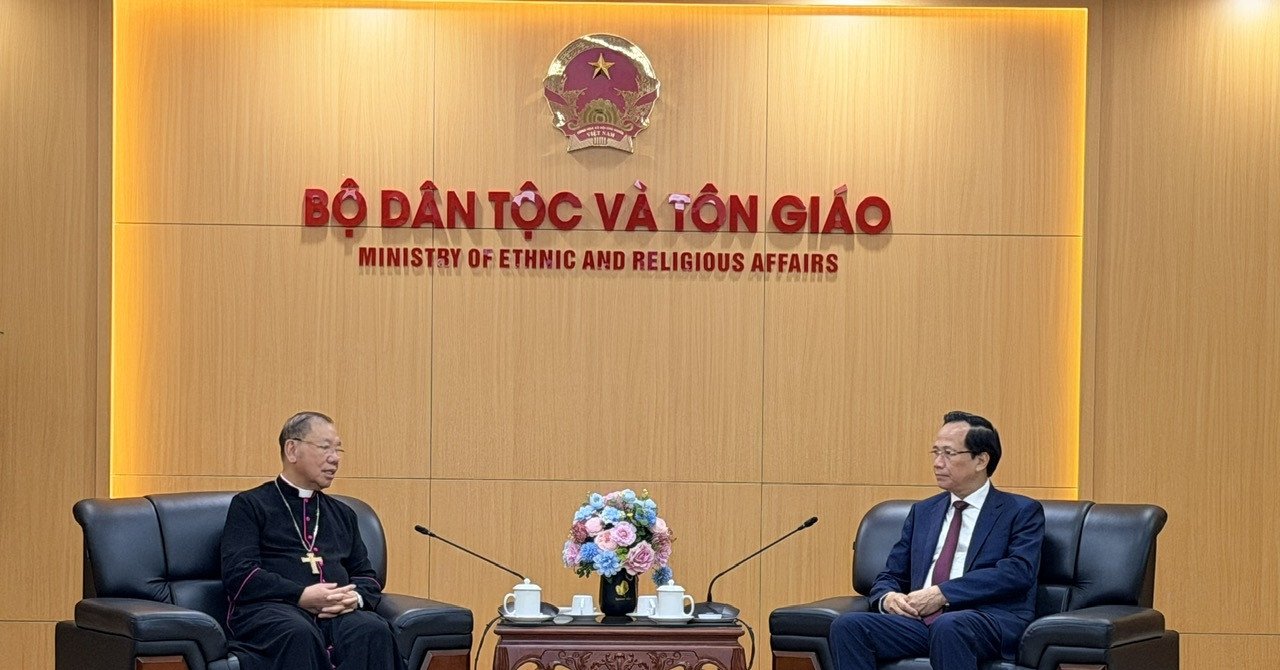 Phát huy sức mạnh các tổ chức tôn giáo, xây dựng khối đại đoàn kết thực sự vững mạnh