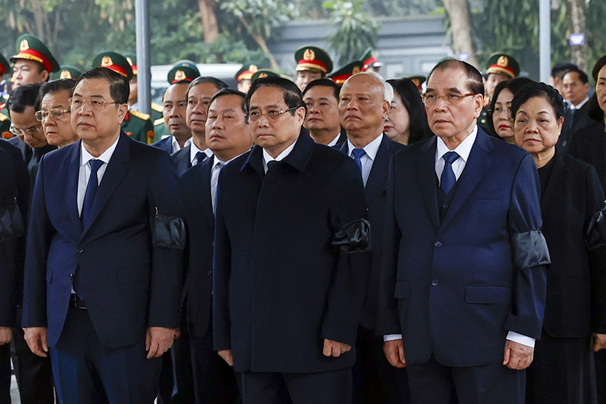 Thủ tướng viếng nguyên Phó Chủ tịch Hội đồng Bộ trưởng Đoàn Duy Thành