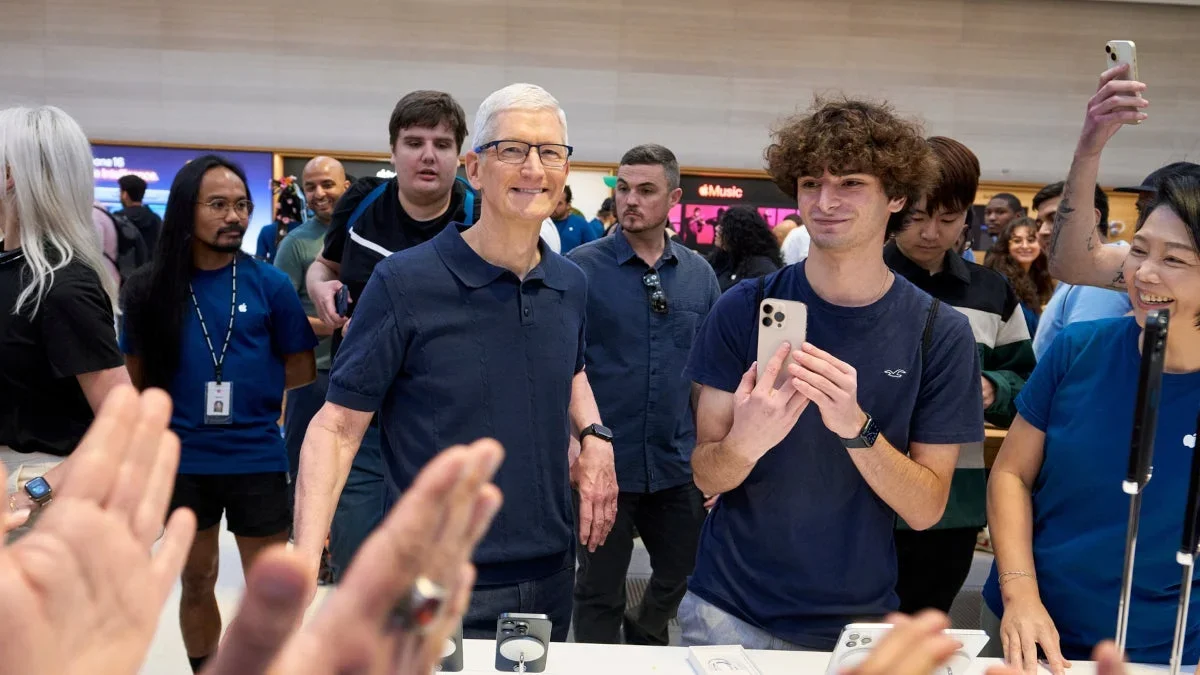 Tim Cook 3.png