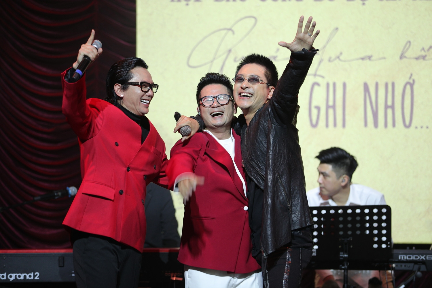 Tuấn Hưng, Tú Dưa rưng rưng trong ngày Quả Dưa Hấu tái hợp