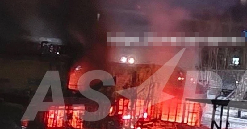 Ukraine phóng UAV tấn công nhà máy quân sự, cơ sở lọc dầu Nga