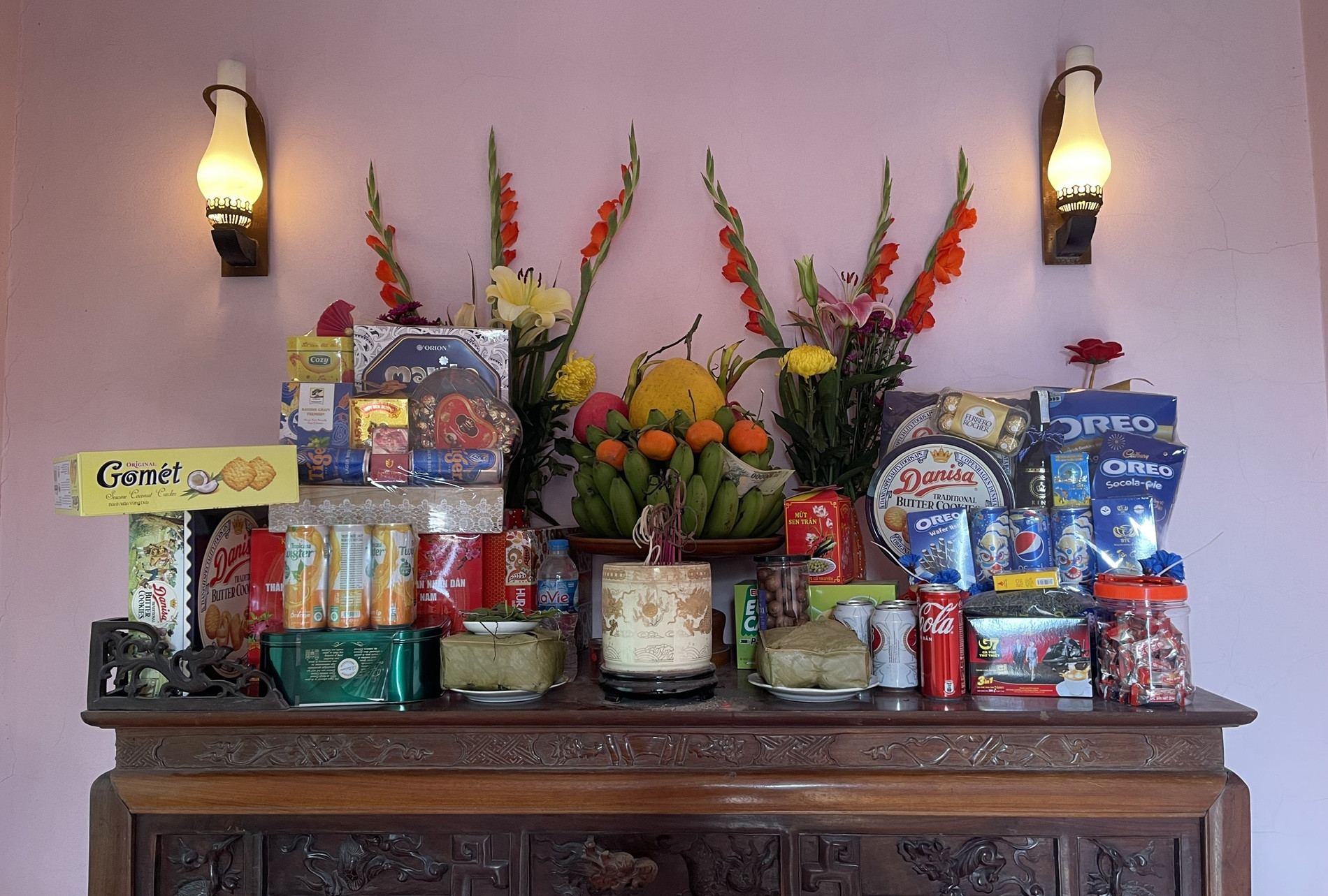 Văn khấn đón ông bà tổ tiên về nhà ăn Tết 2026 theo phong tục