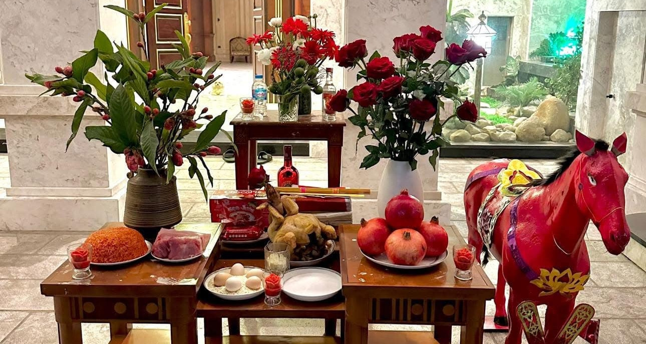 Văn khấn giao thừa ngoài trời tết Bính Ngọ 2026...