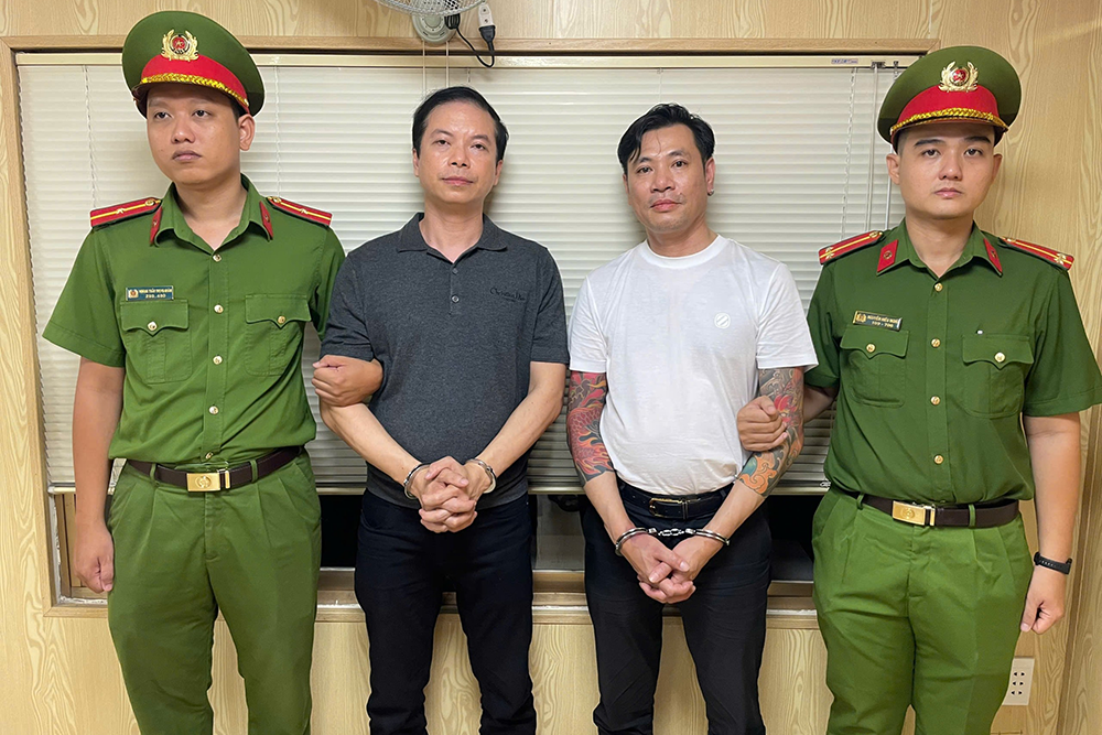 Vụ tài xế xe Bentley đuổi đánh người ở TPHCM: Bắt khẩn cấp 2 đối tượng