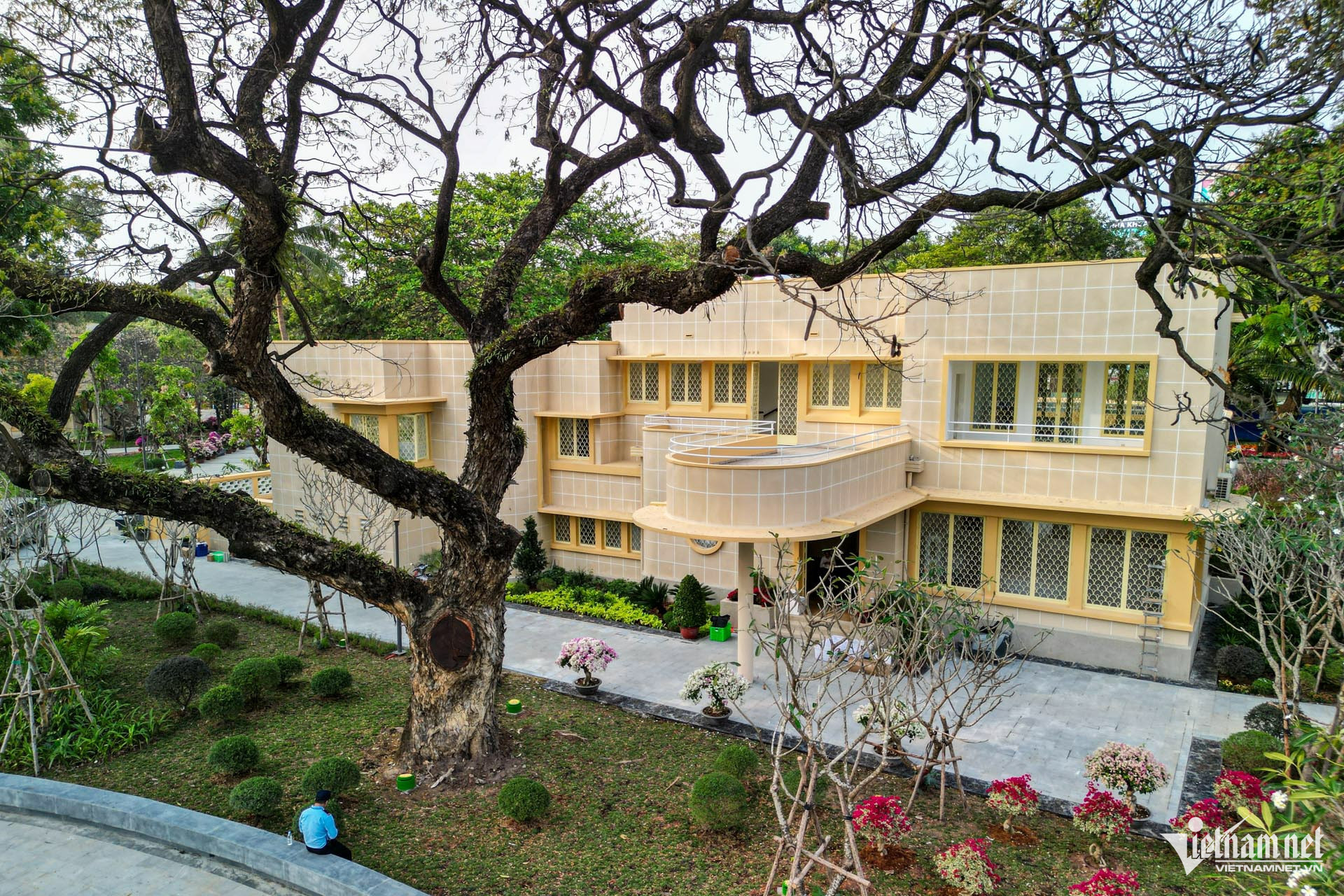 W-công viên lý thái tổ nguyễn huế 13.jpg